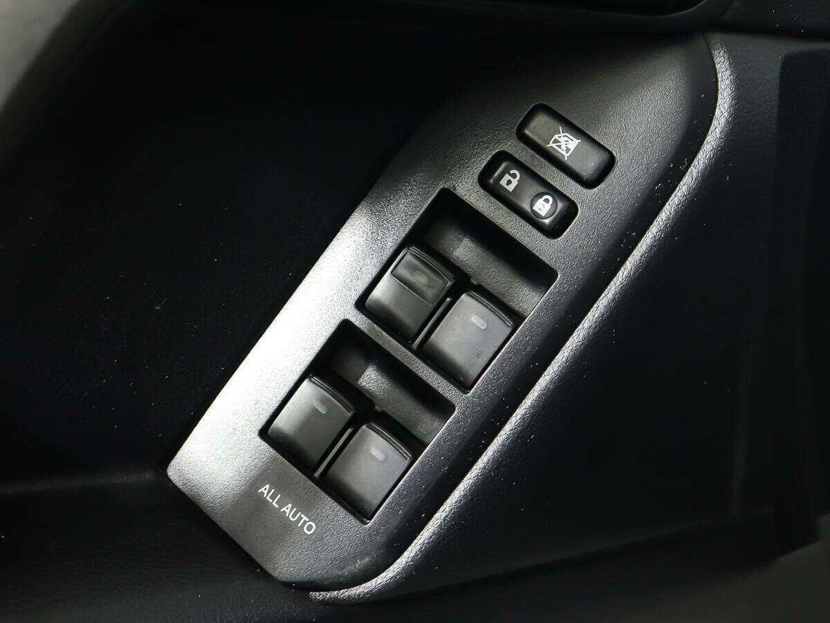 Toyota Land Cruiser Prado б/у, 2012, Автоматическая. Фото: #11