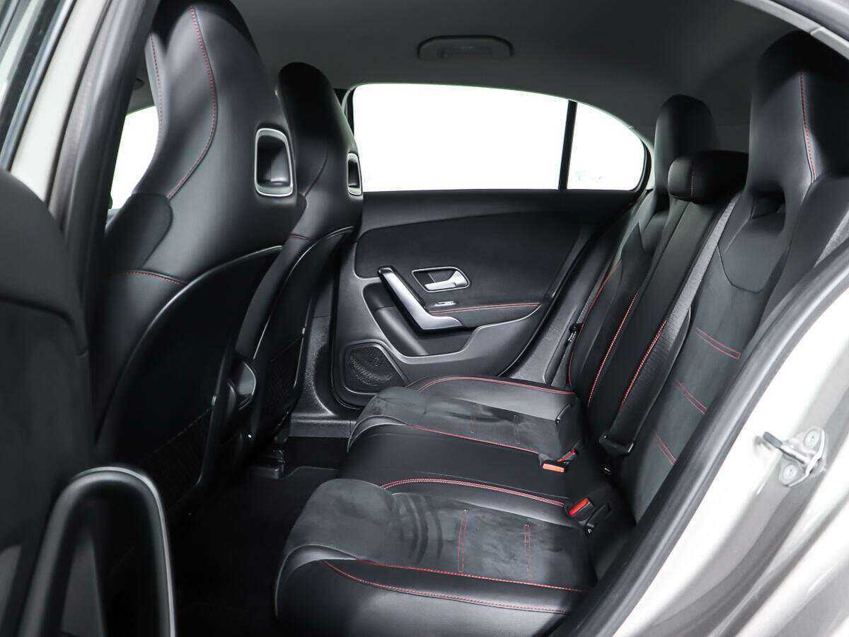 Mercedes-Benz A-Класс б/у, 2019, Роботизированная. Фото: #9