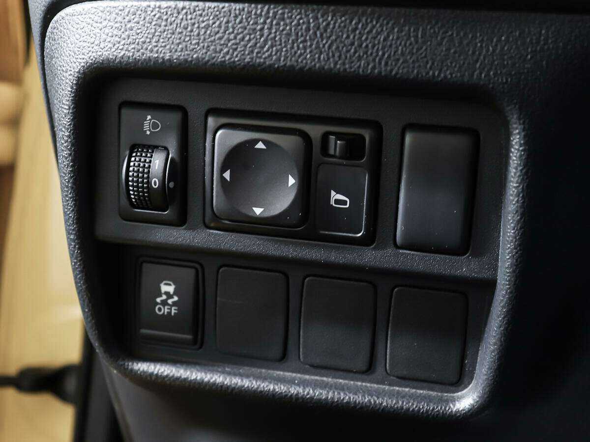 Ниссан Жук б/у, 2014, Вариатор. Фото: #16