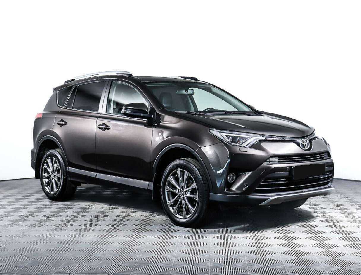 Toyota RAV4 б/у, 2018, Автоматическая. Фото: #2