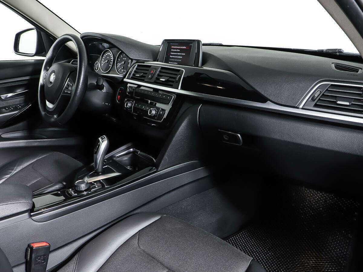BMW 3 серии б/у, 2017, Автоматическая. Фото: #8