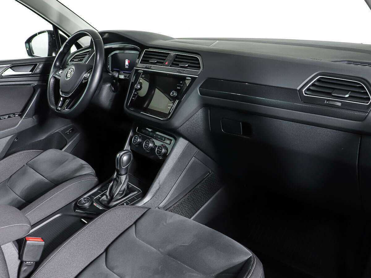 Volkswagen Tiguan б/у, 2020, Роботизированная. Фото: #9