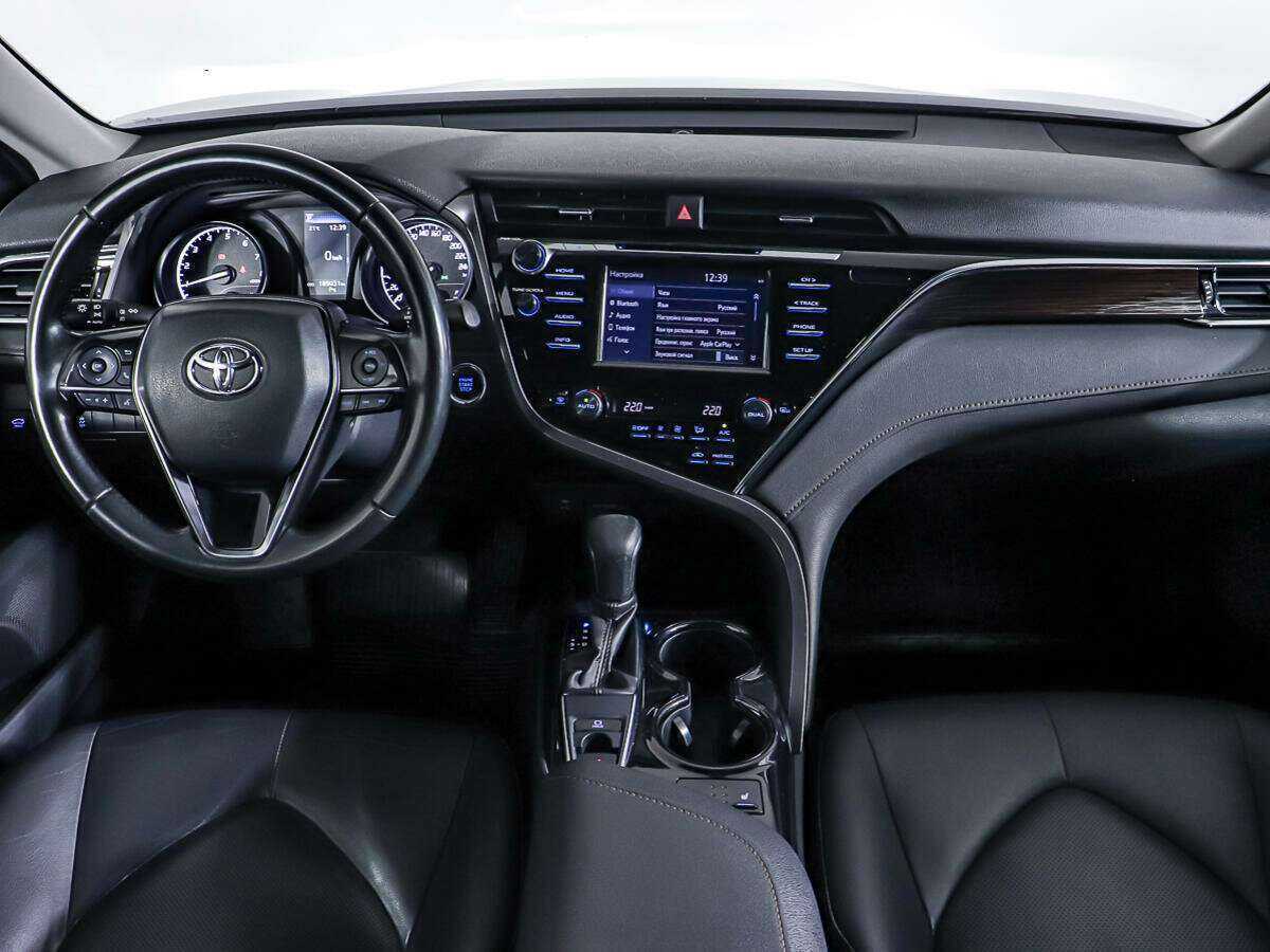 Toyota Camry б/у, 2020, Автоматическая. Фото: #9