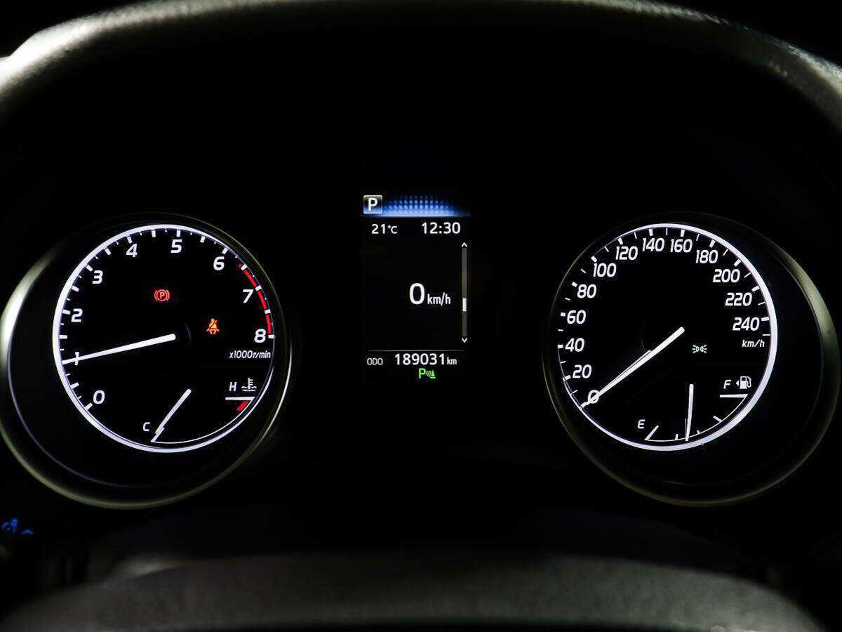 Toyota Camry б/у, 2020, Автоматическая. Фото: #12