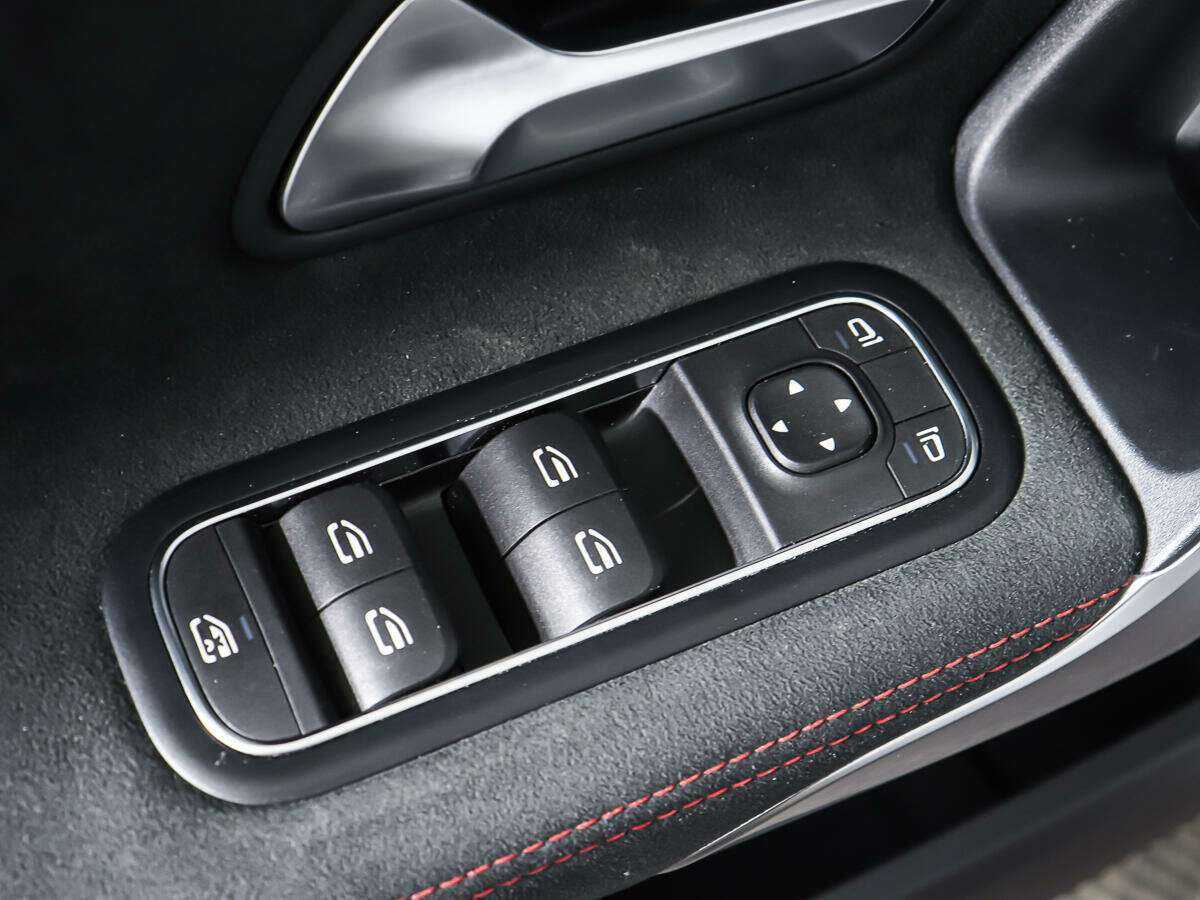 Mercedes-Benz A-Класс б/у, 2019, Роботизированная. Фото: #14