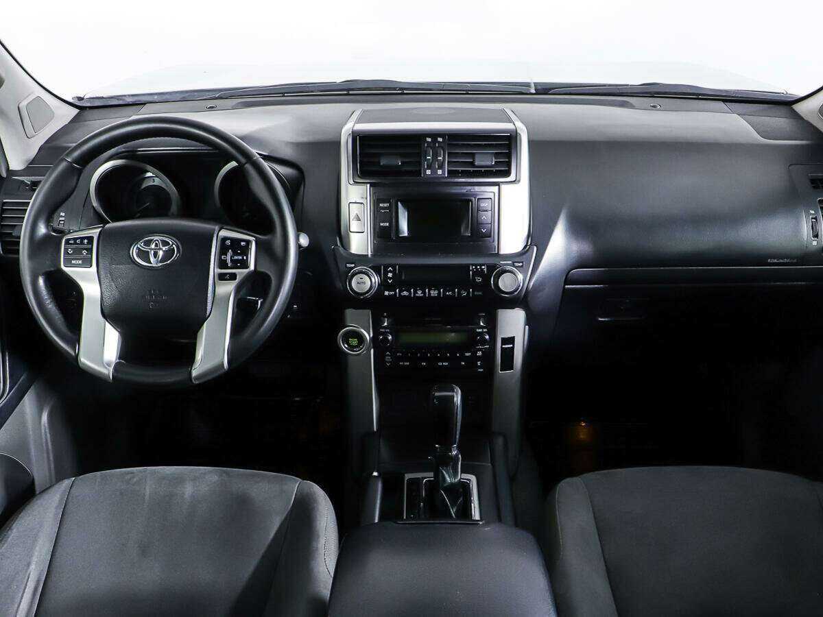 Toyota Land Cruiser Prado б/у, 2012, Автоматическая. Фото: #10