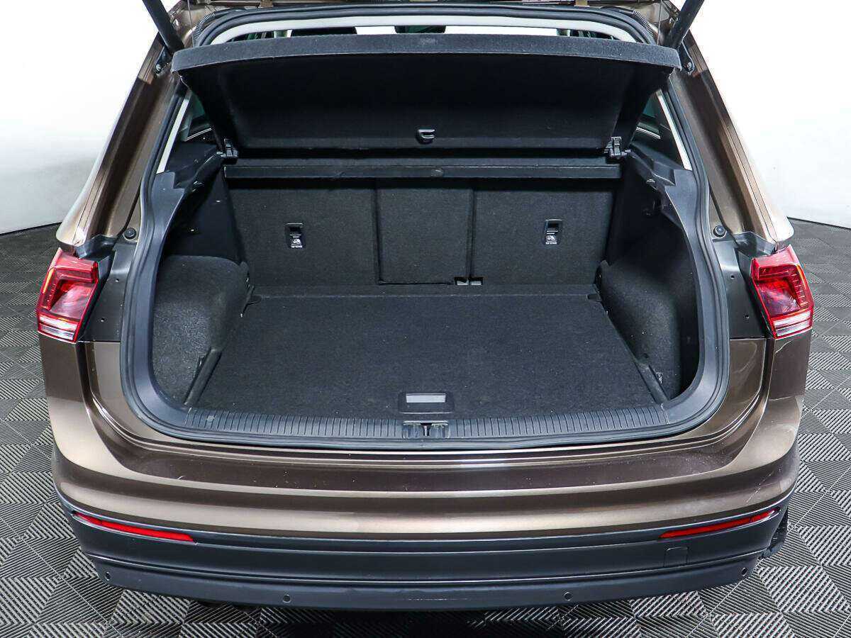 Фольксваген Тигуан б/у, 2018, Роботизированная. Фото: #8