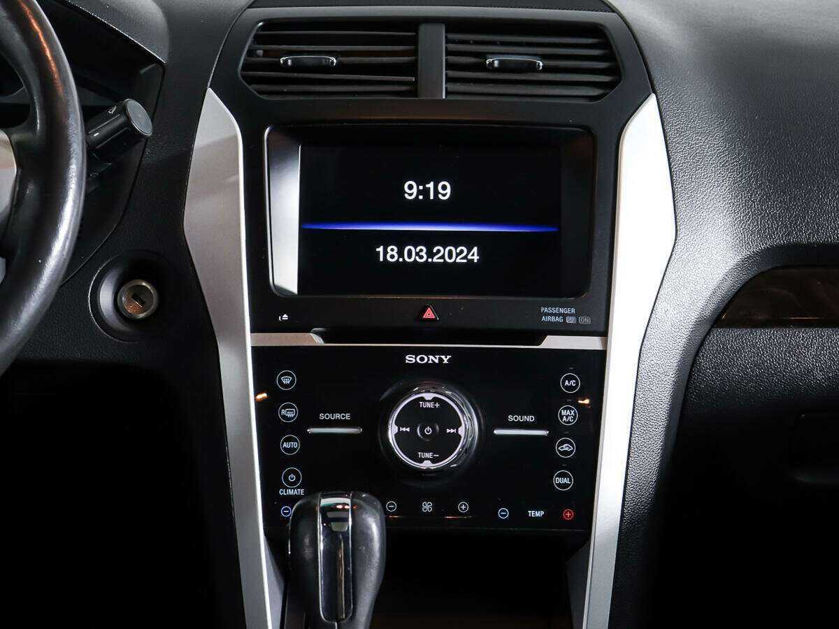 Ford Explorer б/у, 2015, Автоматическая. Фото: #11