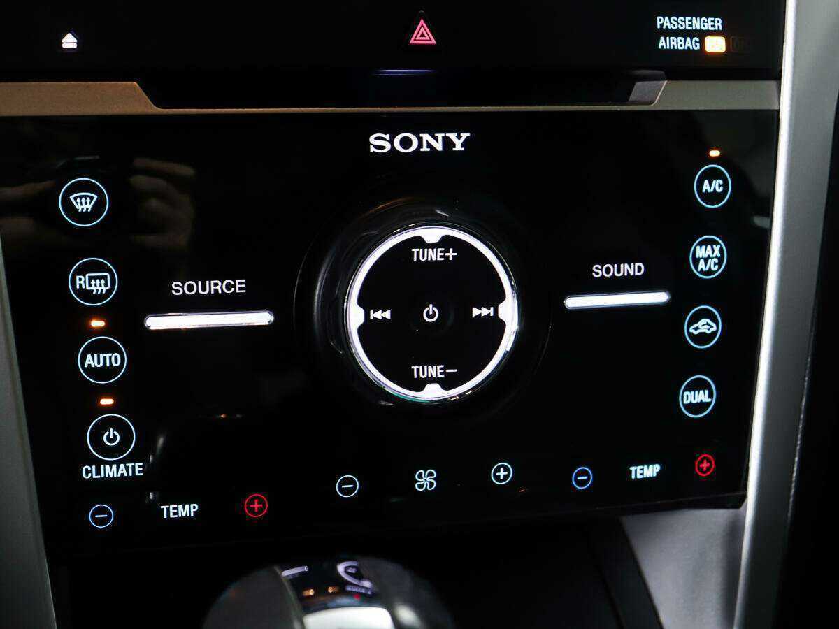 Ford Explorer б/у, 2015, Автоматическая. Фото: #17