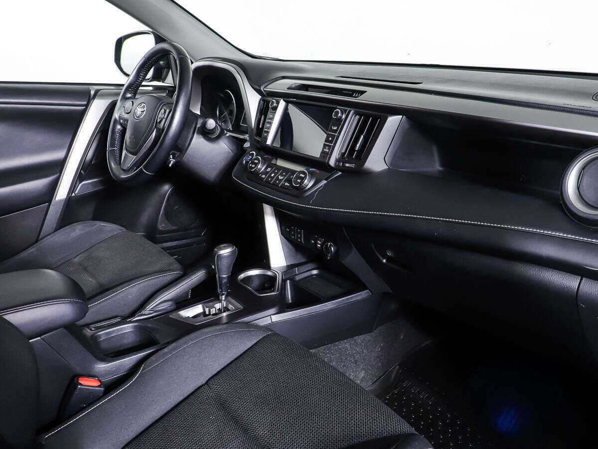 Toyota RAV4 б/у, 2017, Вариатор. Фото: #8