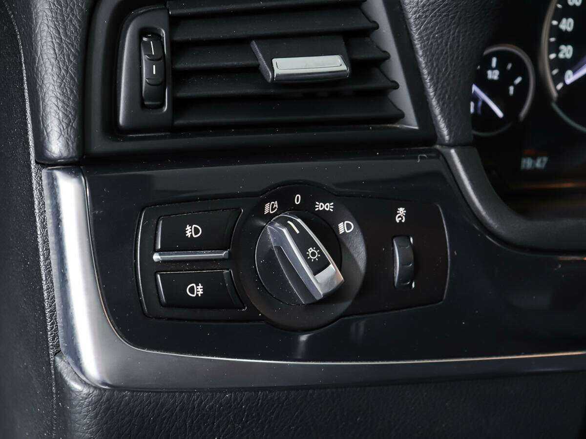 BMW 5 серии б/у, 2015, Автоматическая. Фото: #17