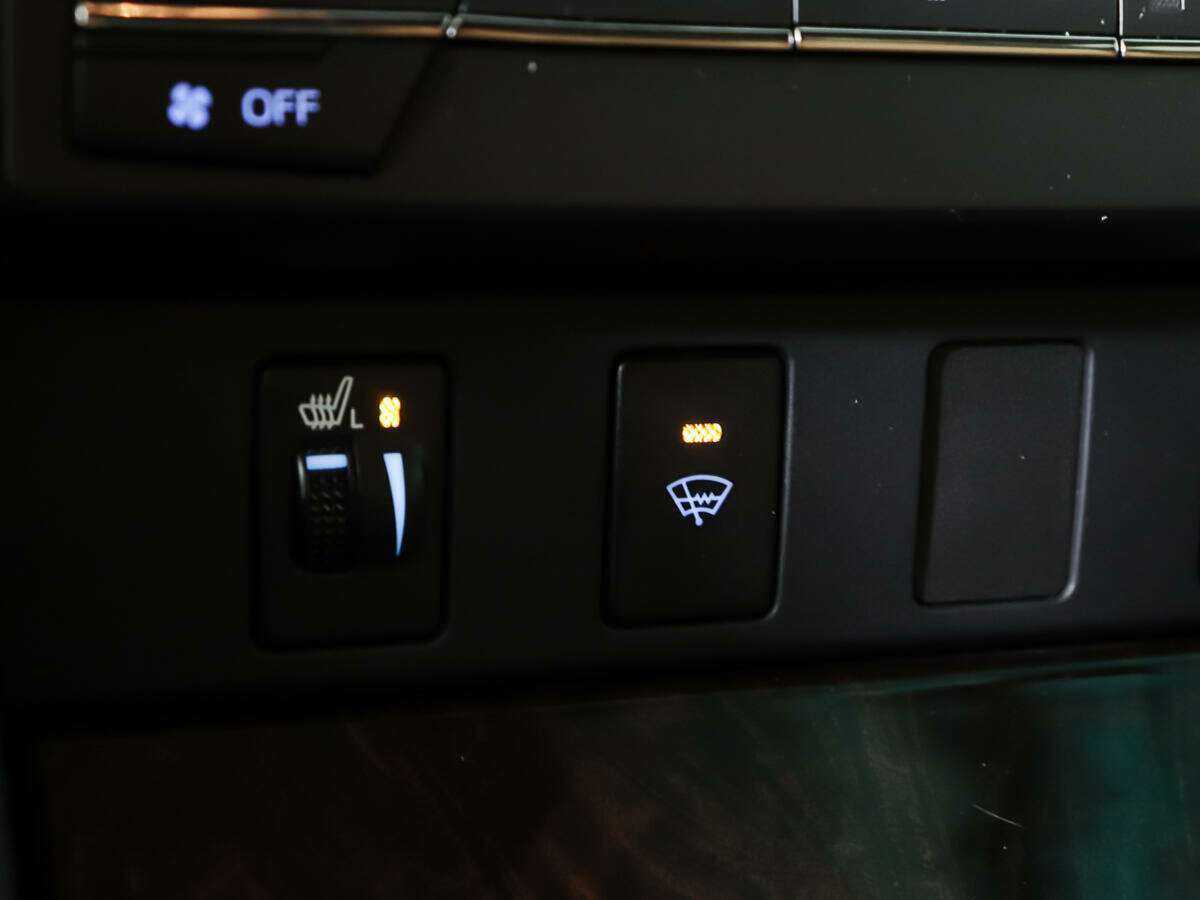 Тойота Камри б/у, 2017, Автоматическая. Фото: #21