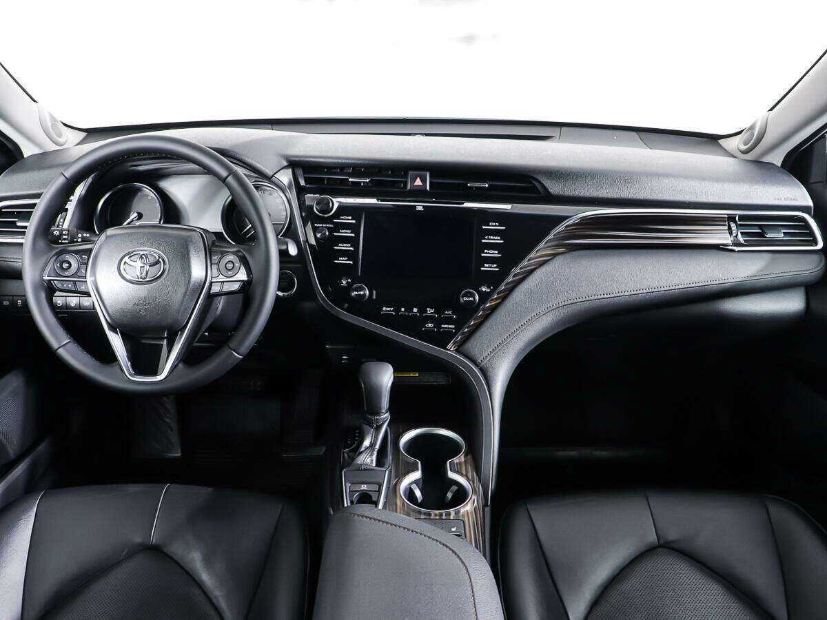 Toyota Camry б/у, 2018, Автоматическая. Фото: #10