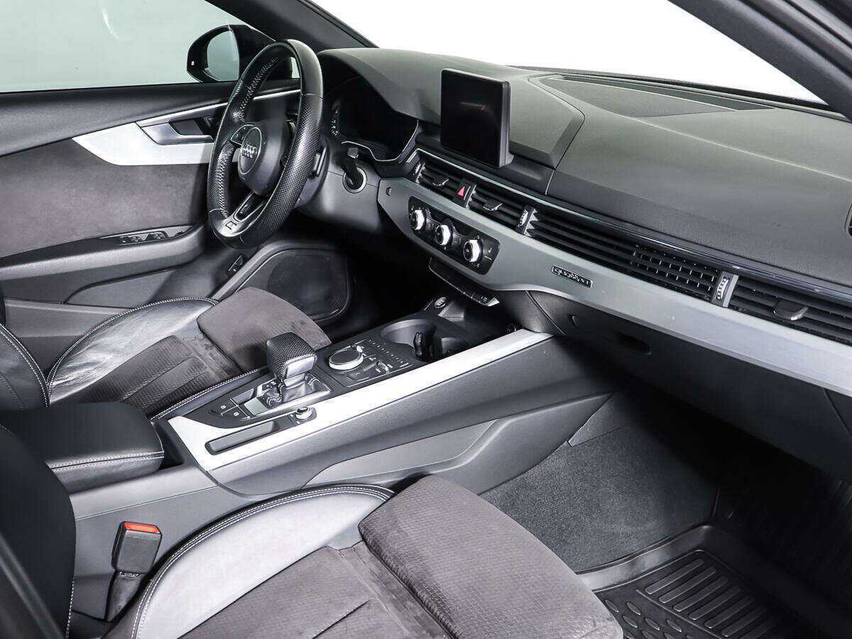 Audi A4 б/у, 2017, Роботизированная. Фото: #8