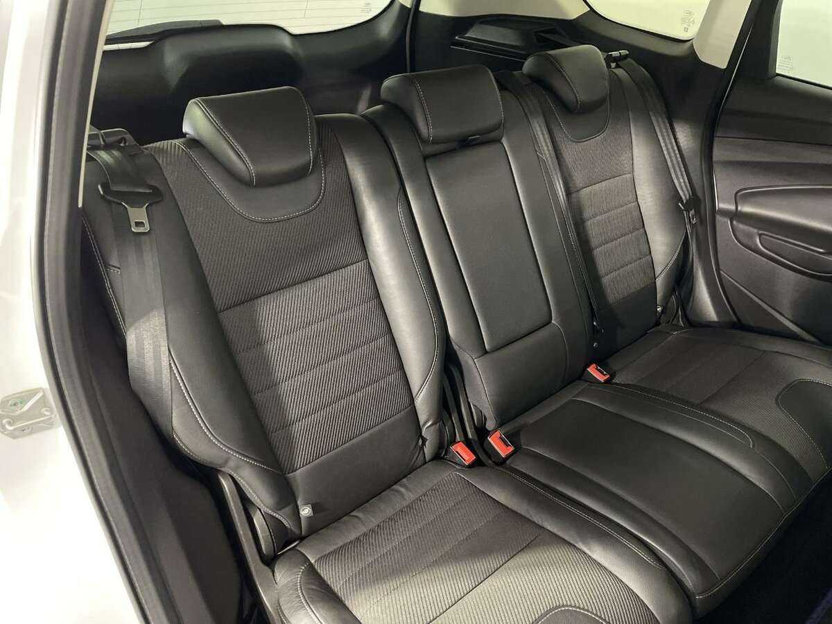 Ford Kuga б/у, 2015, Автоматическая. Фото: #13