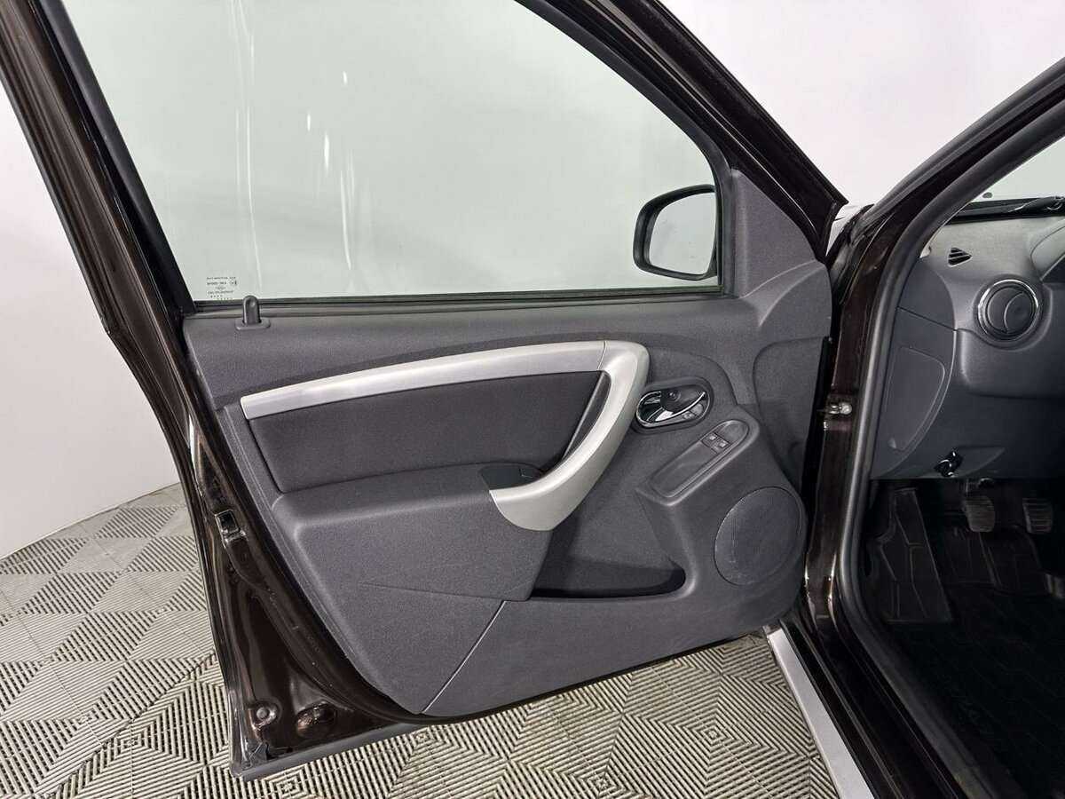 Nissan Terrano б/у, 2019, Механическая. Фото: #6