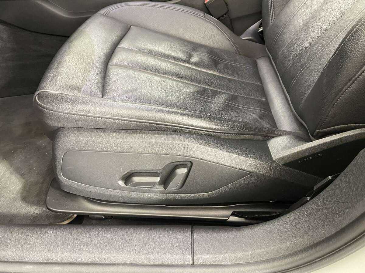 Audi A4 б/у, 2018, Роботизированная. Фото: #9