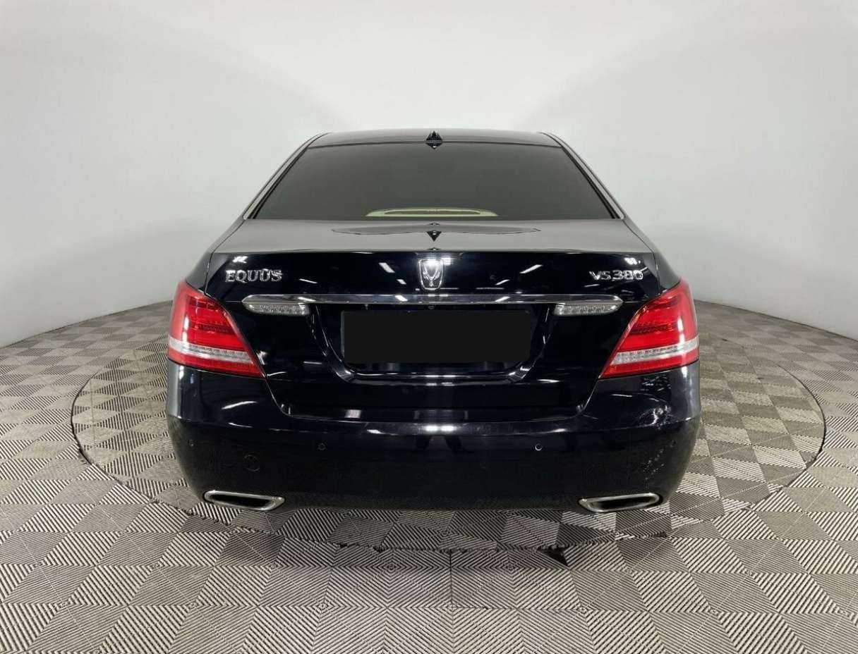 Hyundai Equus б/у, 2013, Автоматическая. Фото: #2