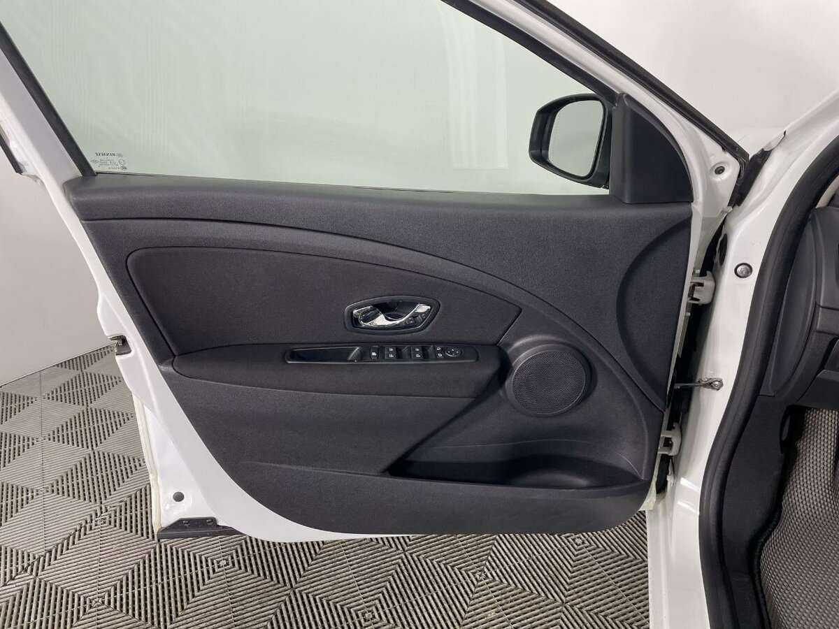 Рено Флюенс б/у, 2015, Механическая. Фото: #7