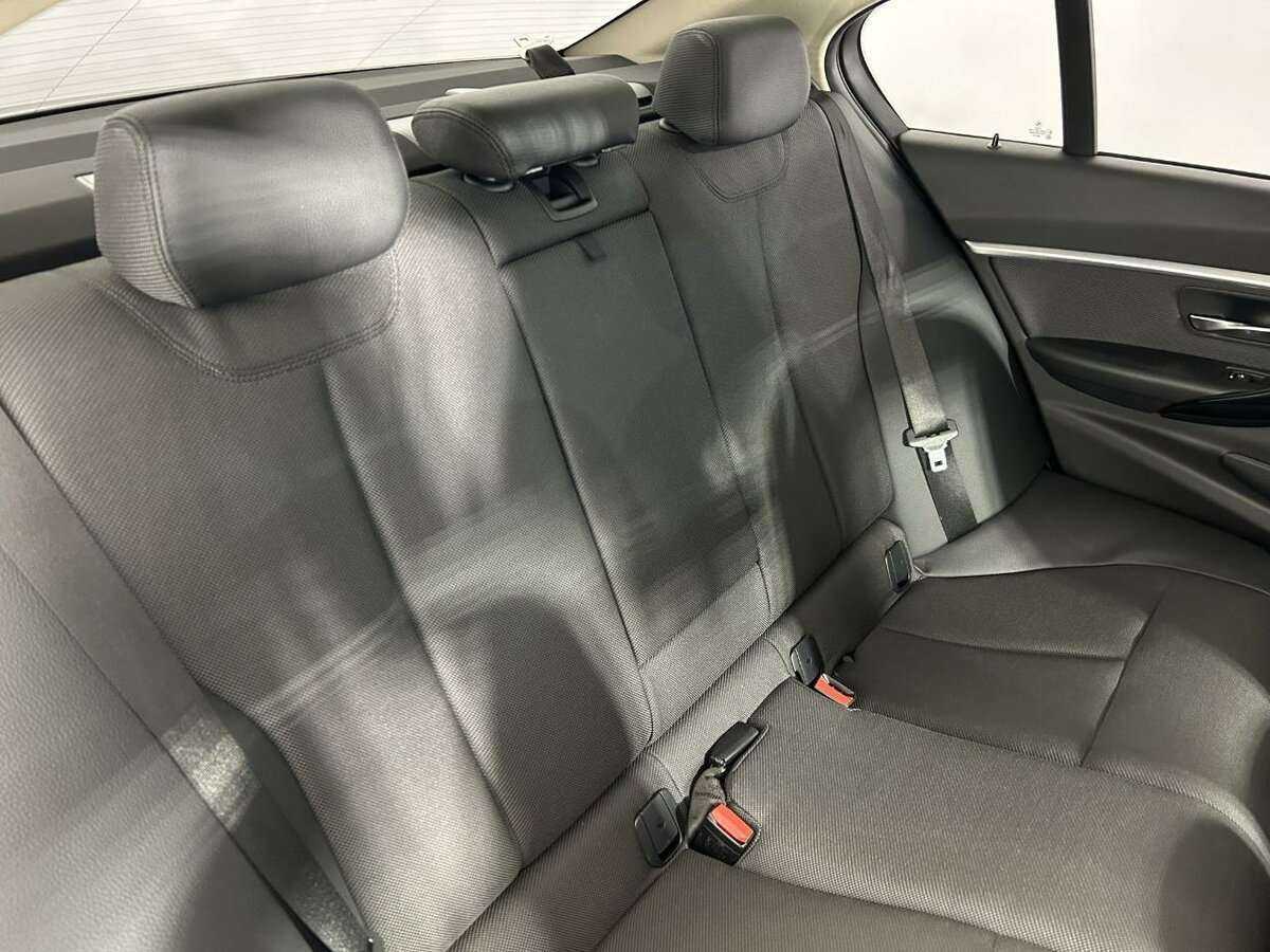 BMW 3 серии б/у, 2016, Автоматическая. Фото: #14