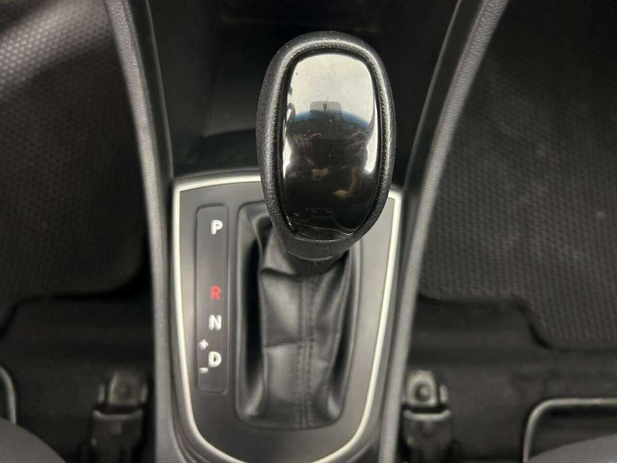 Hyundai Solaris б/у, 2015, Автоматическая. Фото: #12