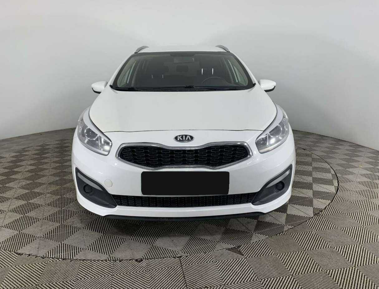 Kia Ceed б/у, 2017, Механическая. Фото: #1