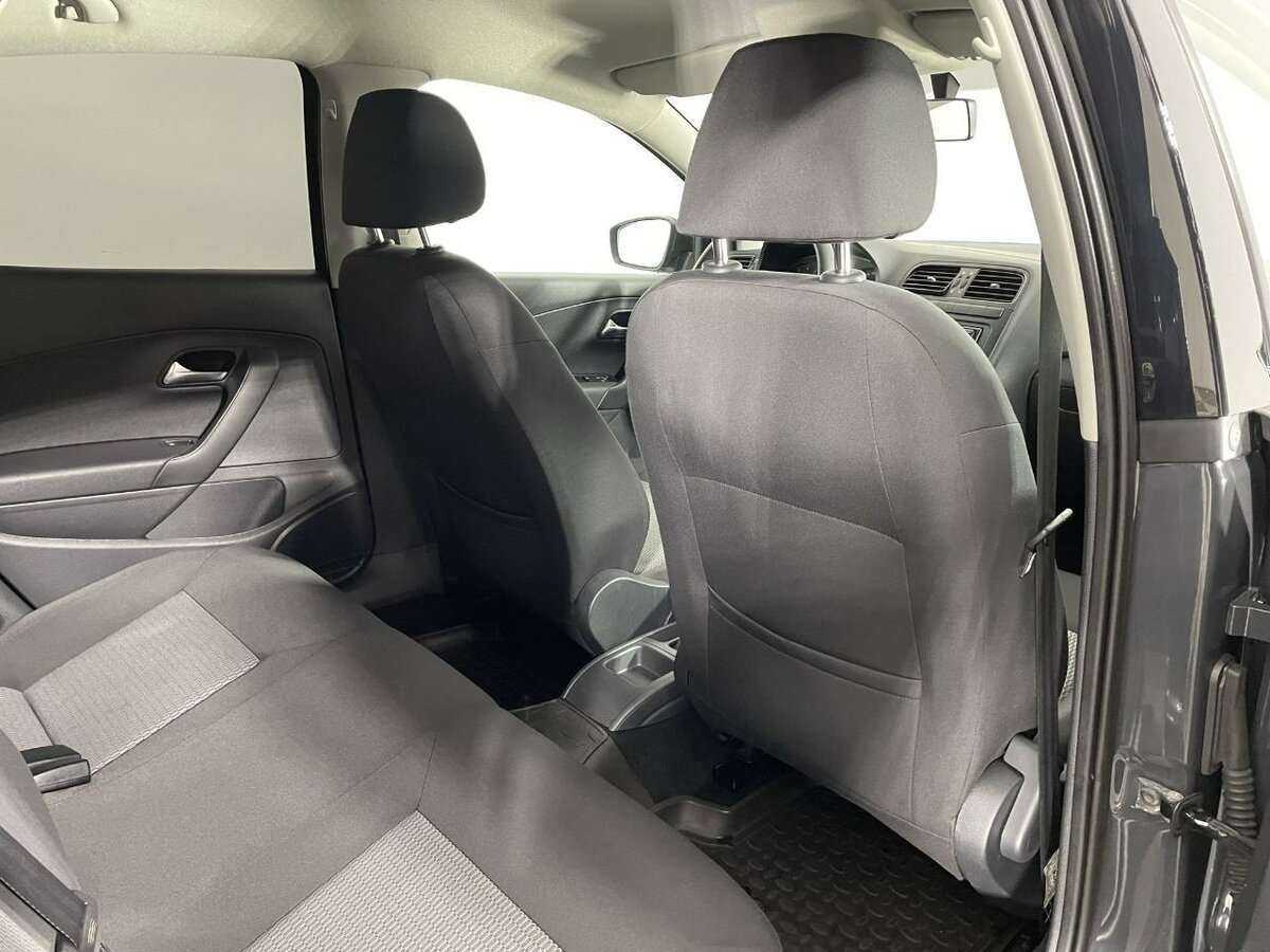 Volkswagen Polo б/у, 2013, Механическая. Фото: #15