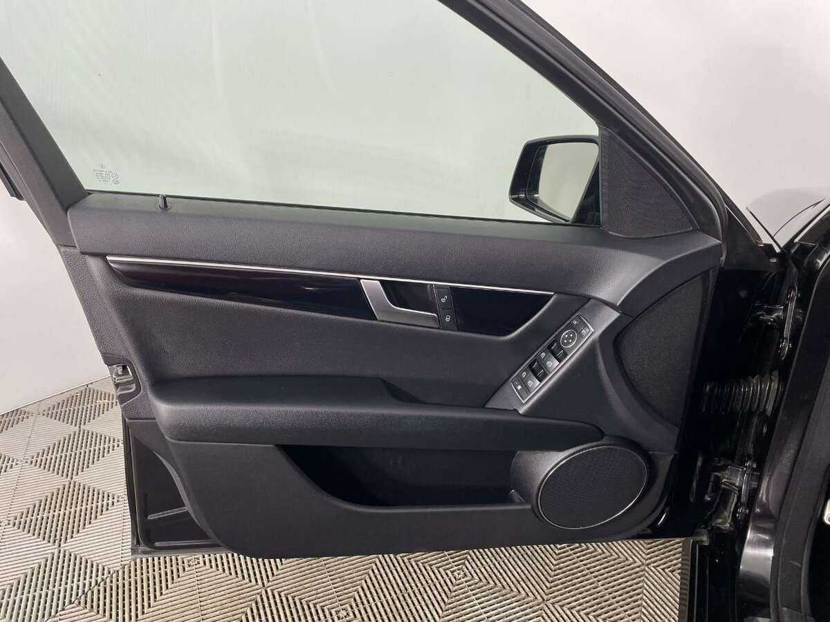 Mercedes-Benz C-Класс б/у, 2012, Автоматическая. Фото: #7