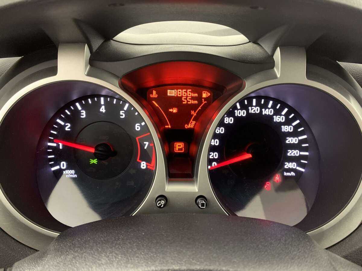 Nissan Juke б/у, 2014, Вариатор. Фото: #8