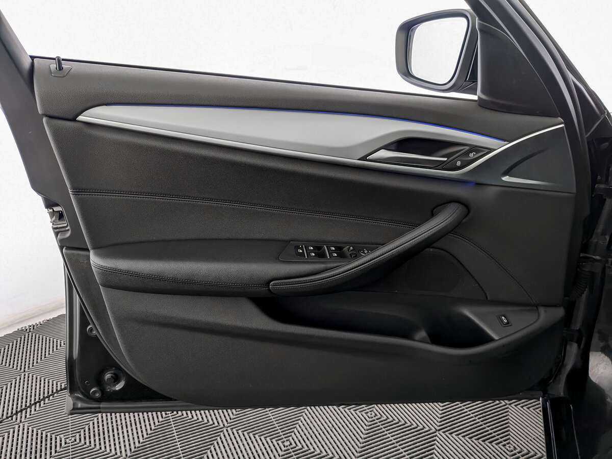 BMW 5 серии б/у, 2018, Автоматическая. Фото: #14