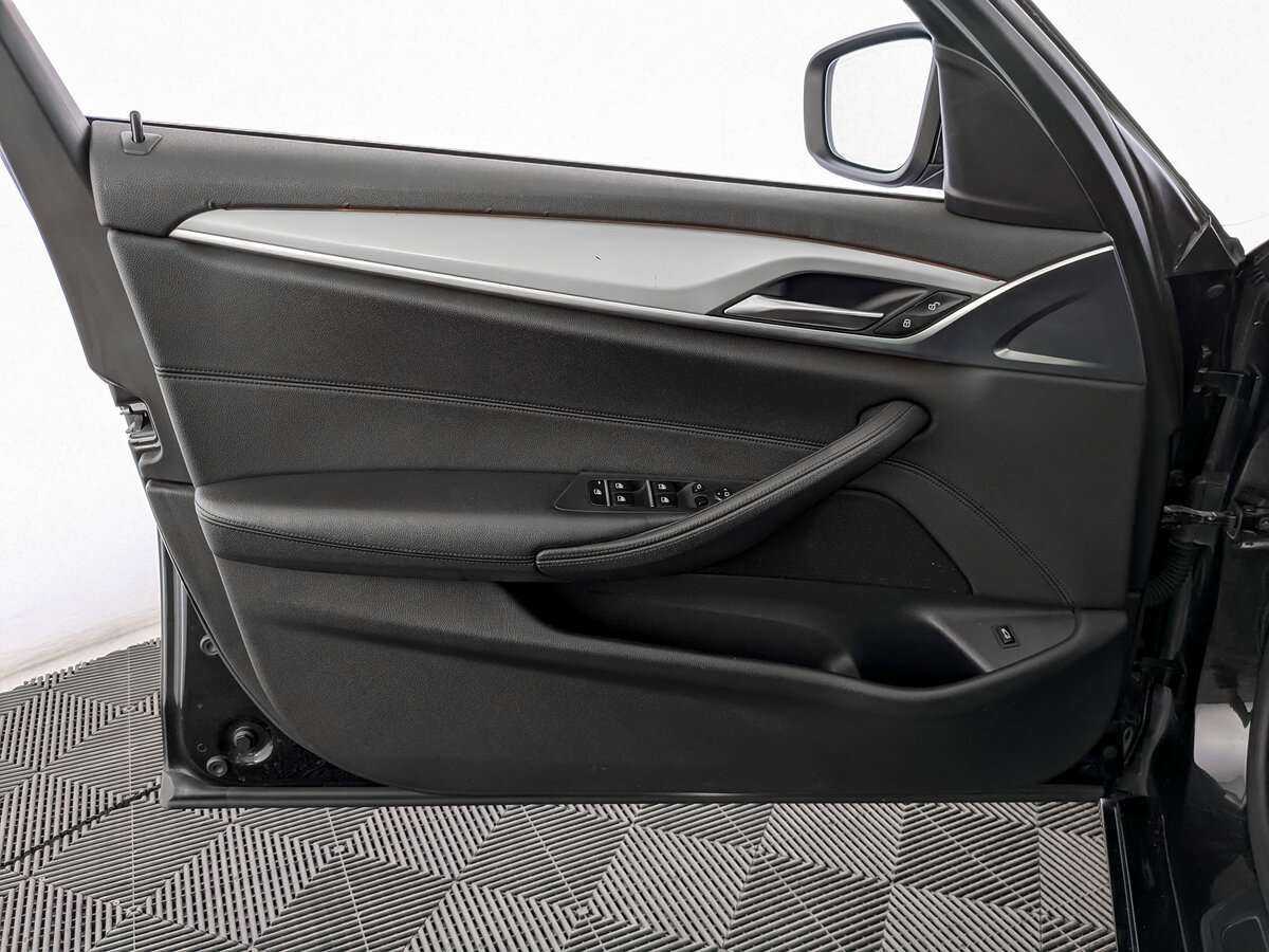 BMW 5 серии б/у, 2018, Автоматическая. Фото: #13