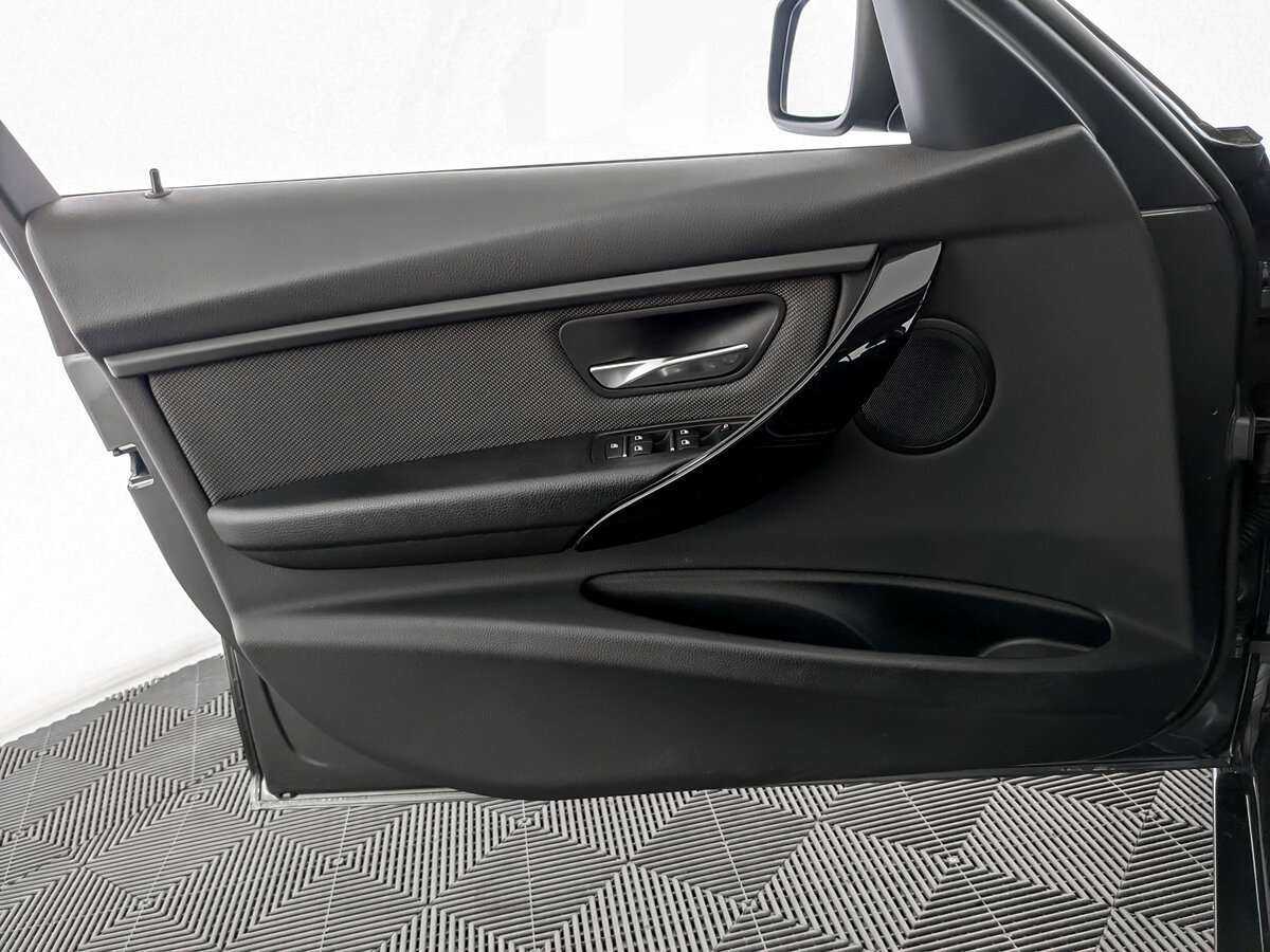 BMW 3 серии б/у, 2018, Автоматическая. Фото: #18