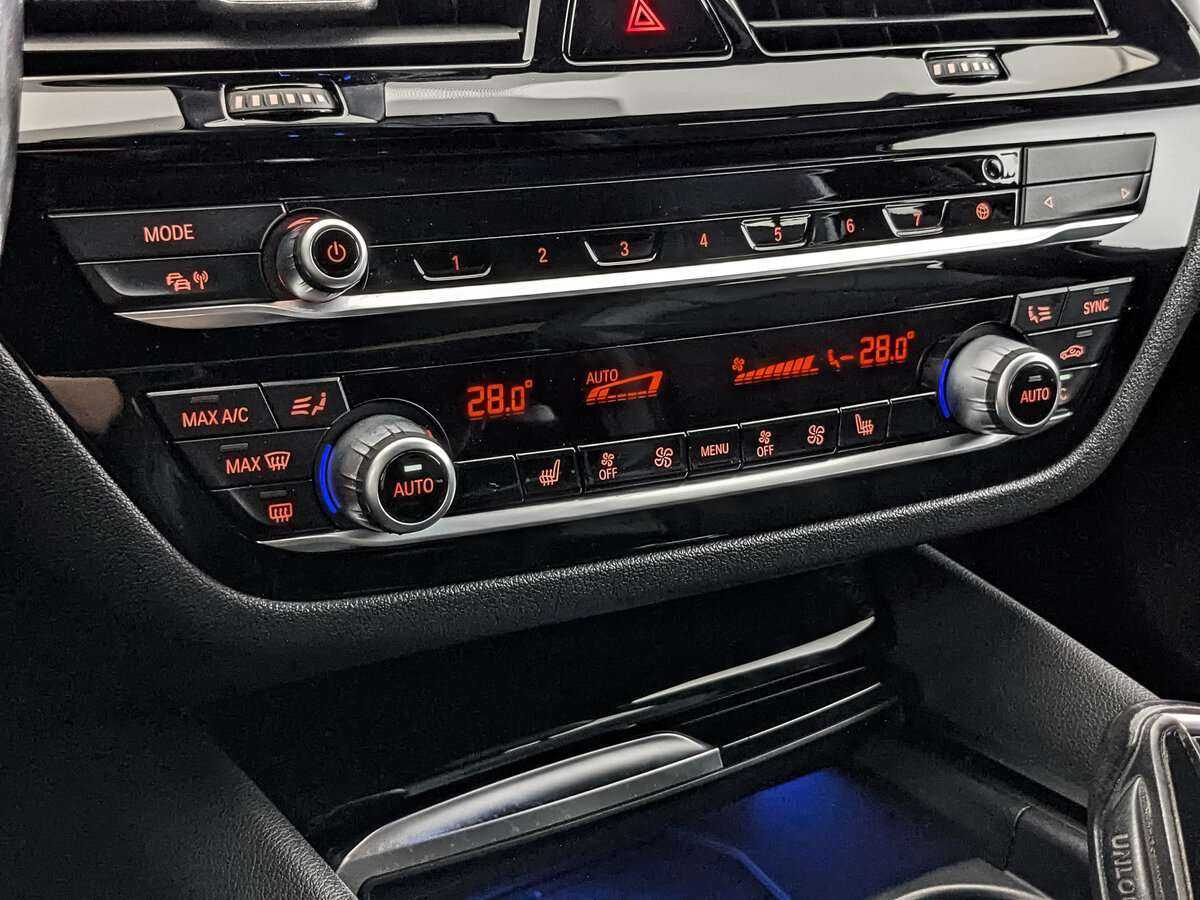 BMW 5 серии б/у, 2017, Автоматическая. Фото: #16