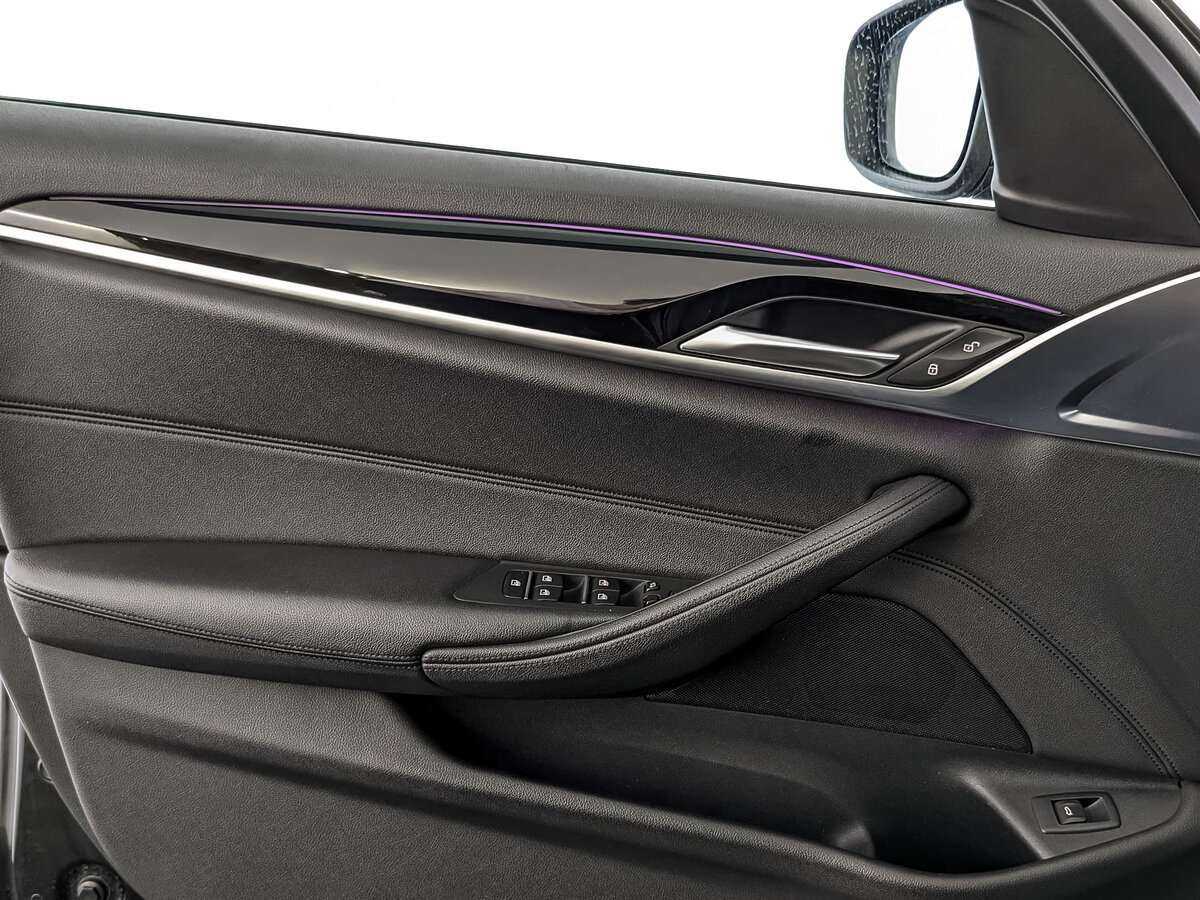 BMW 5 серии б/у, 2017, Автоматическая. Фото: #14