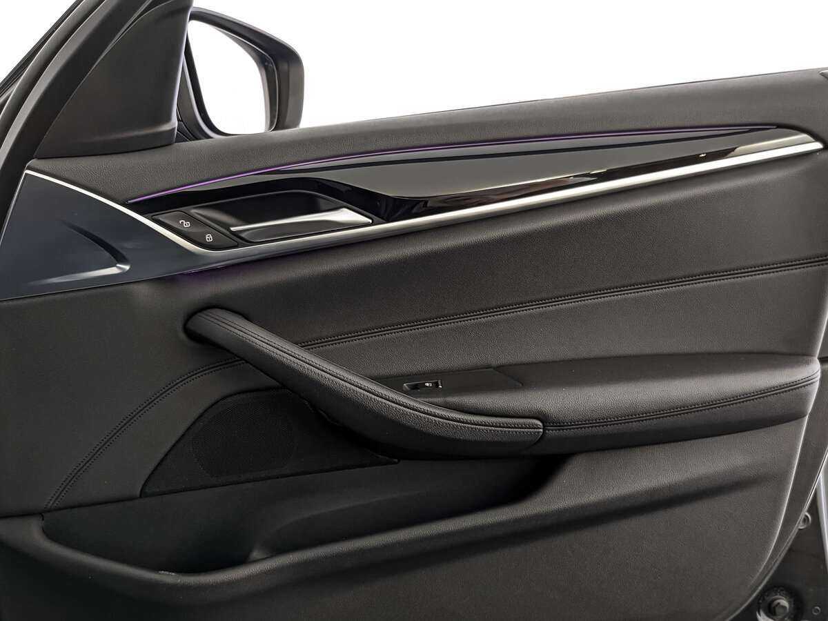 BMW 5 серии б/у, 2017, Автоматическая. Фото: #20