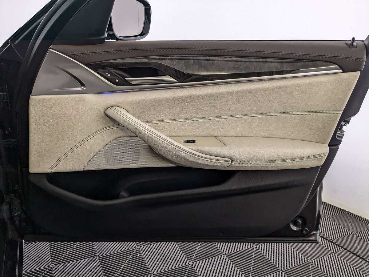 BMW 5 серии б/у, 2017, Автоматическая. Фото: #20