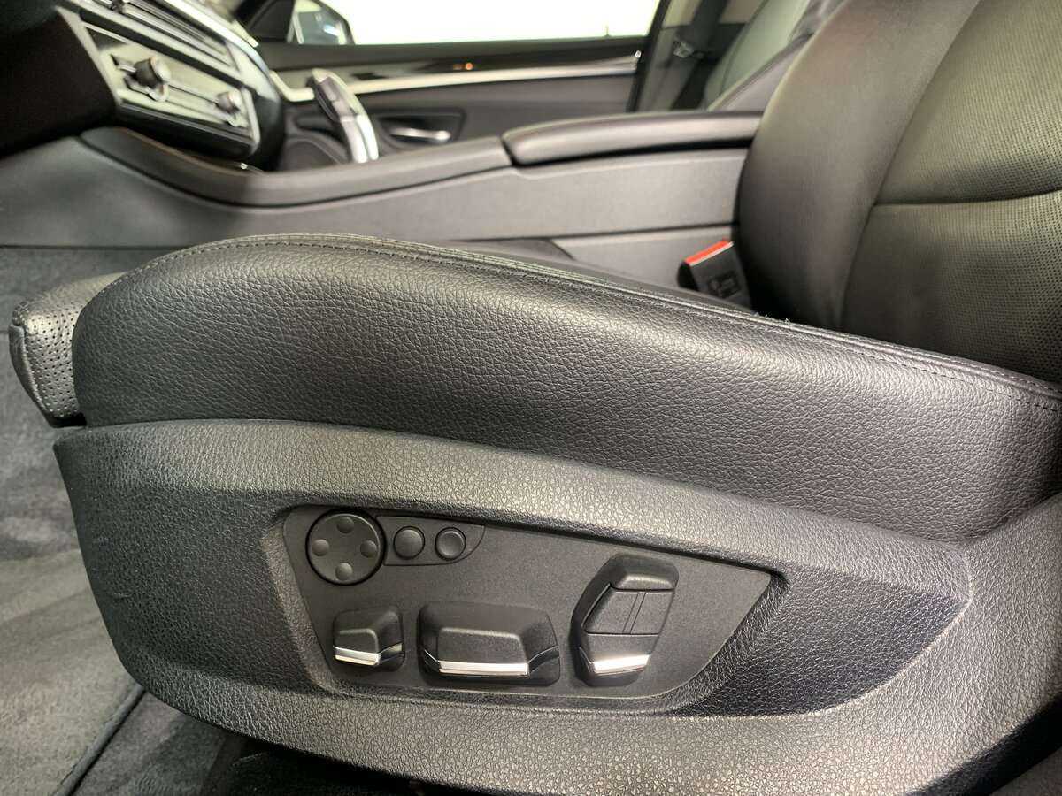 BMW 5 серии б/у, 2012, Автоматическая. Фото: #13