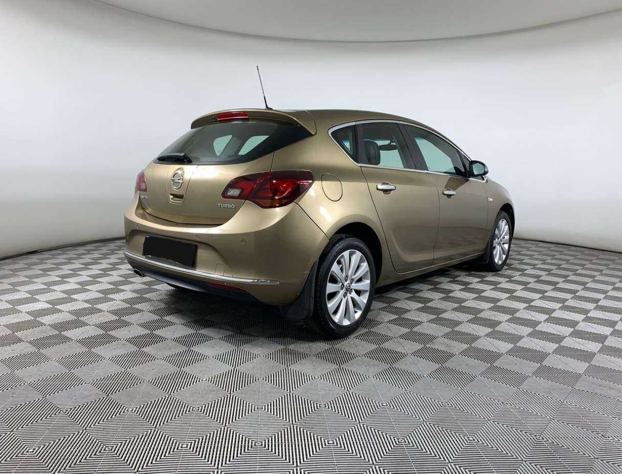 Opel Astra б/у, 2012, Автоматическая. Фото: #4