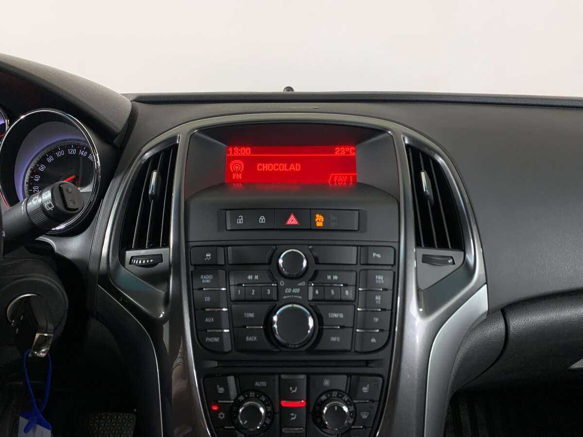 Opel Astra б/у, 2012, Автоматическая. Фото: #12