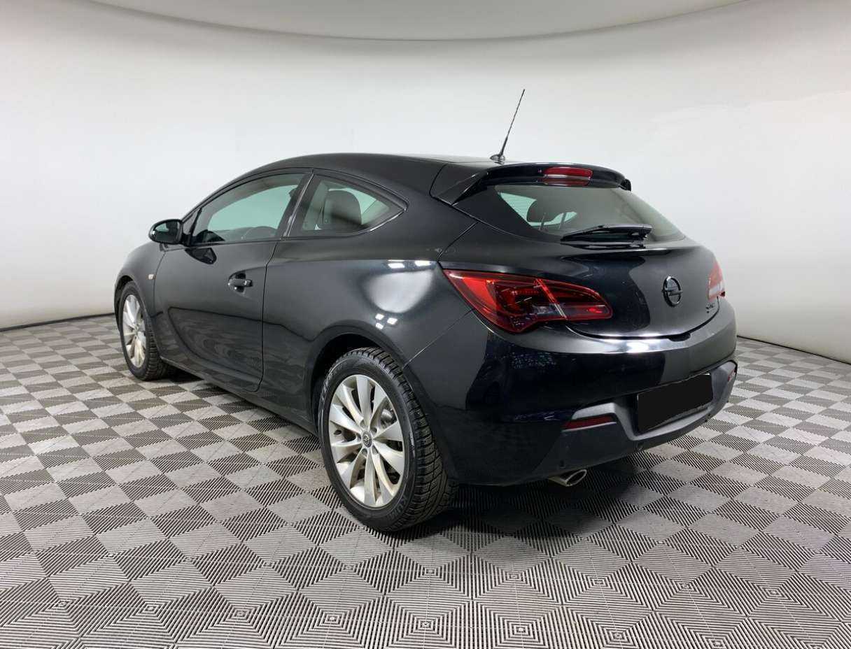Opel Astra б/у, 2012, Автоматическая. Фото: #4