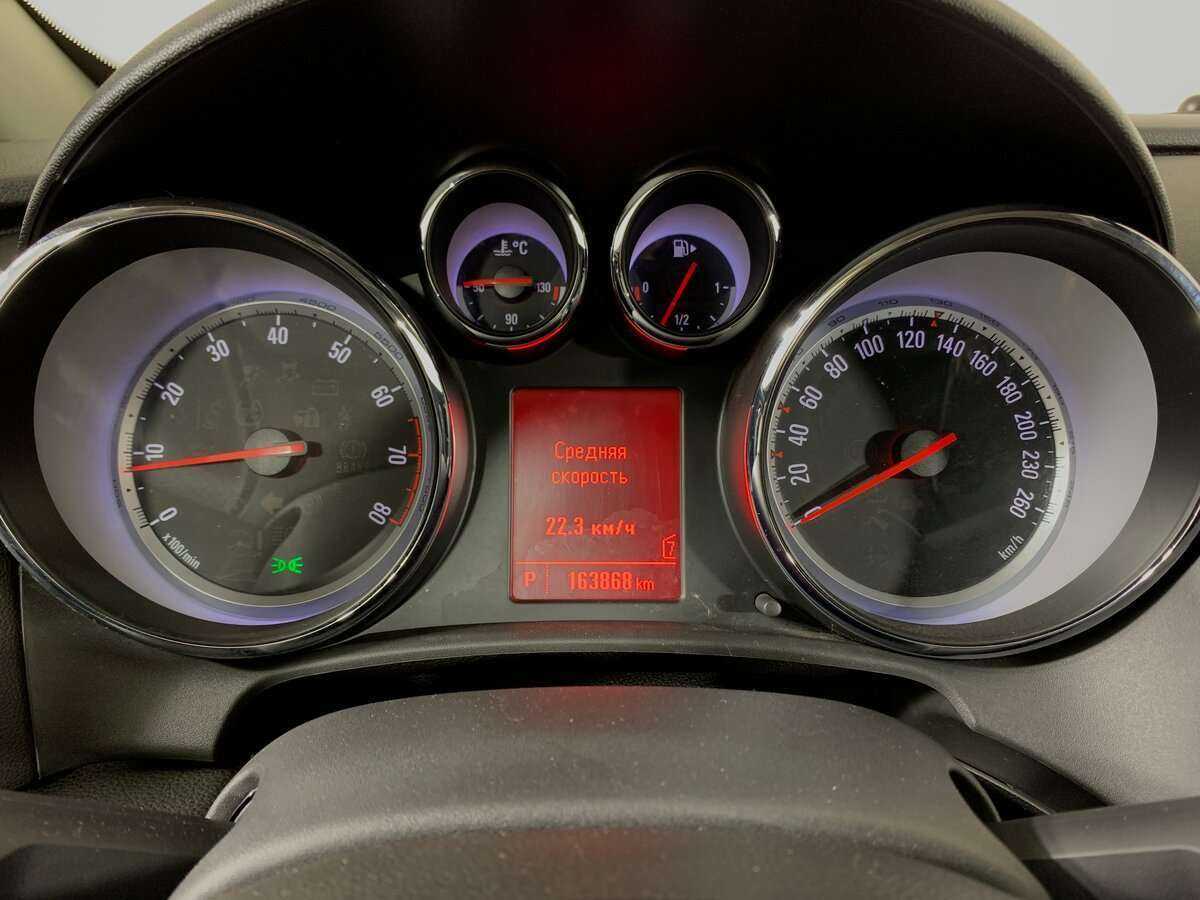 Opel Astra б/у, 2012, Автоматическая. Фото: #9