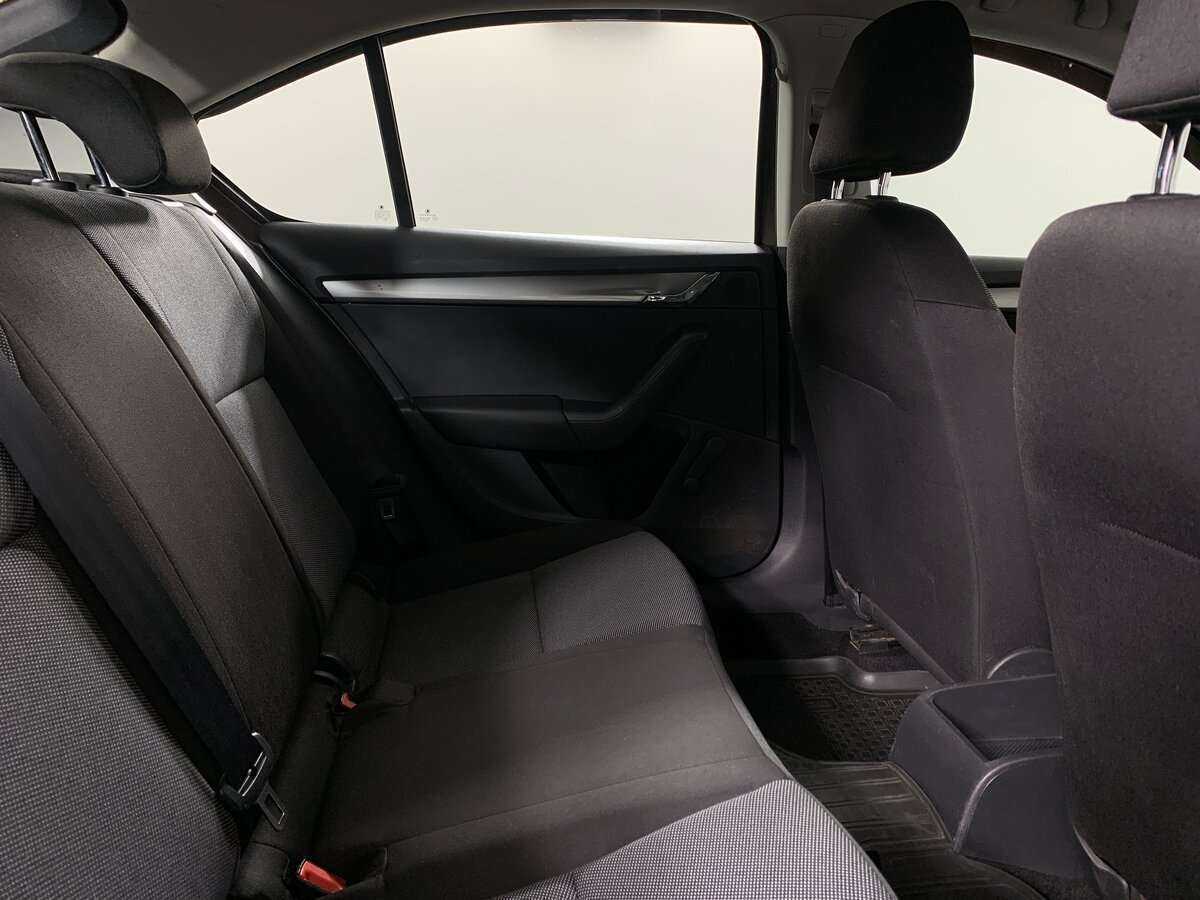 Skoda Octavia б/у, 2014, Механическая. Фото: #14