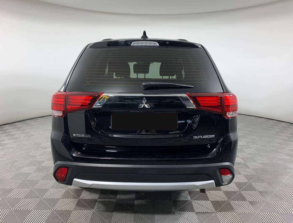 Mitsubishi Outlander б/у, 2018, Вариатор. Фото: #5