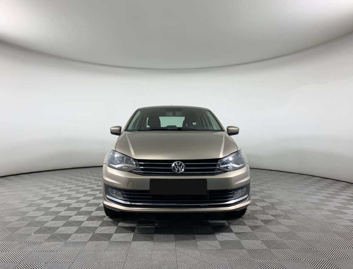 Volkswagen Polo б/у, 2015, Автоматическая. Фото: #1