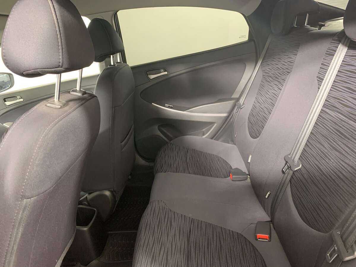 Hyundai Solaris б/у, 2014, Автоматическая. Фото: #15