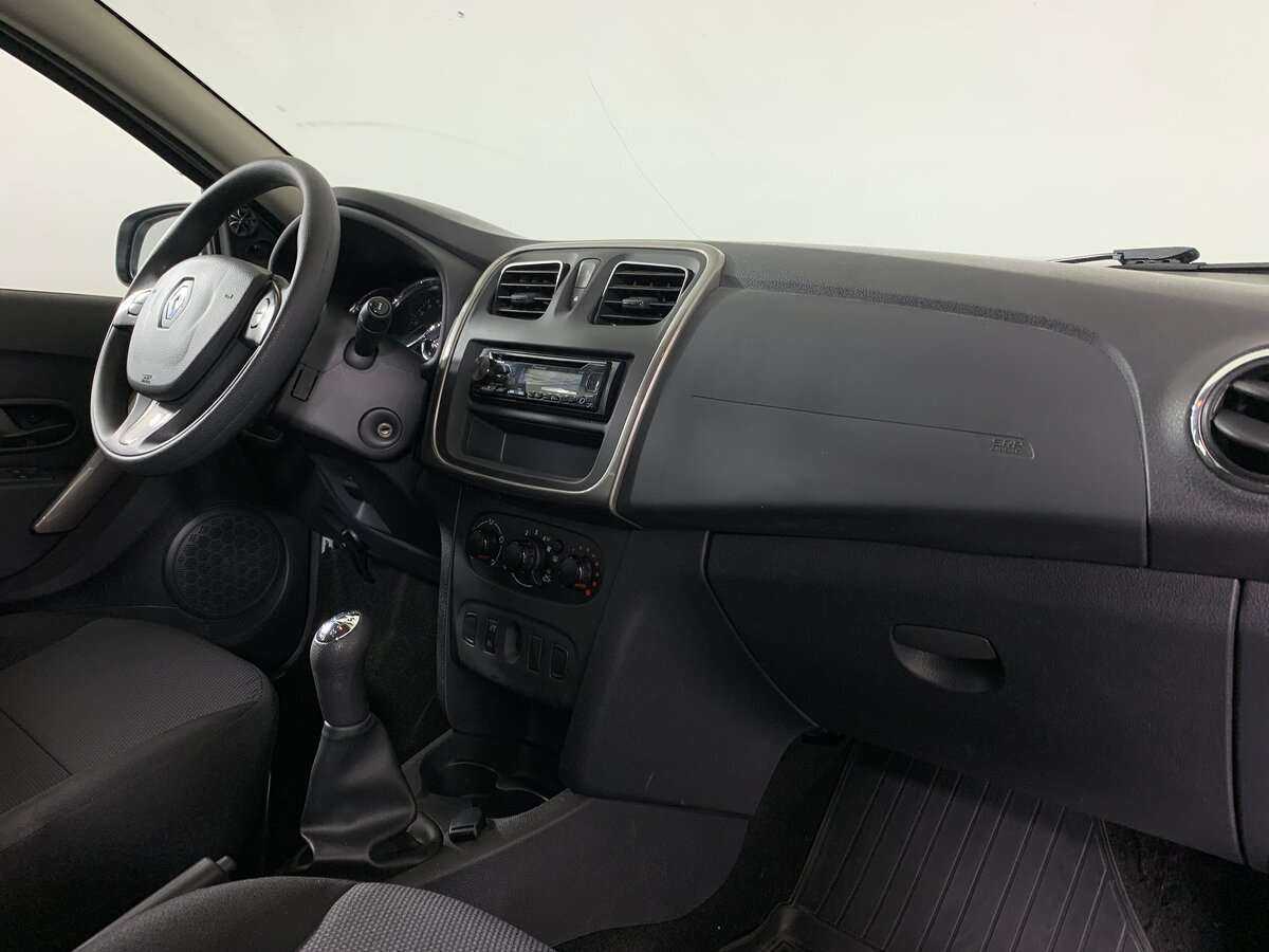 Renault Sandero б/у, 2017, Механическая. Фото: #10