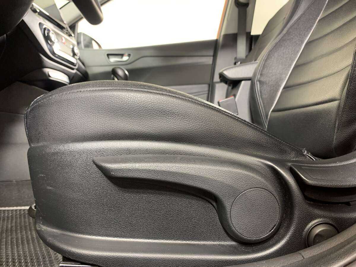 Hyundai Solaris б/у, 2022, Механическая. Фото: #13