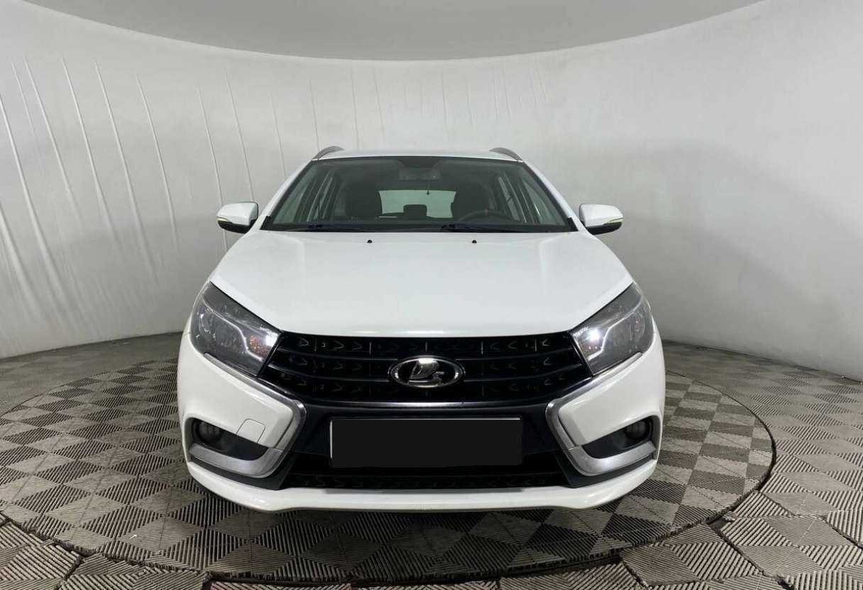 Lada (ВАЗ) Vesta б/у, 2019, Механическая. Фото: #1
