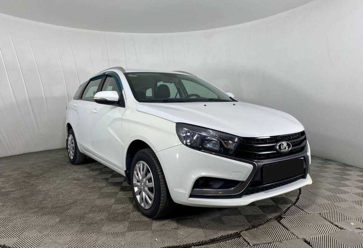 Lada (ВАЗ) Vesta б/у, 2019, Механическая. Фото: #2