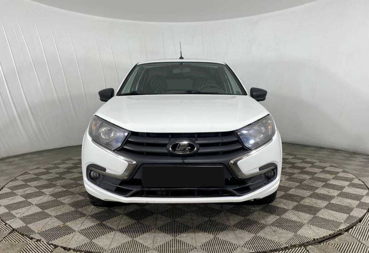 Lada (ВАЗ) Granta б/у, 2019, Механическая. Фото: #1